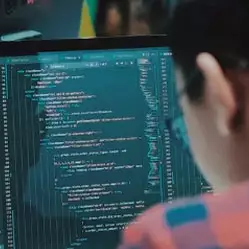 Un apprenant dans son code informatique