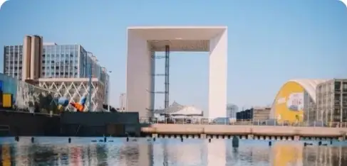 Des campus 100% tech